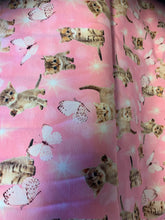 Last inn bildet i Galleri-visningsprogrammet, Adventskalender jente