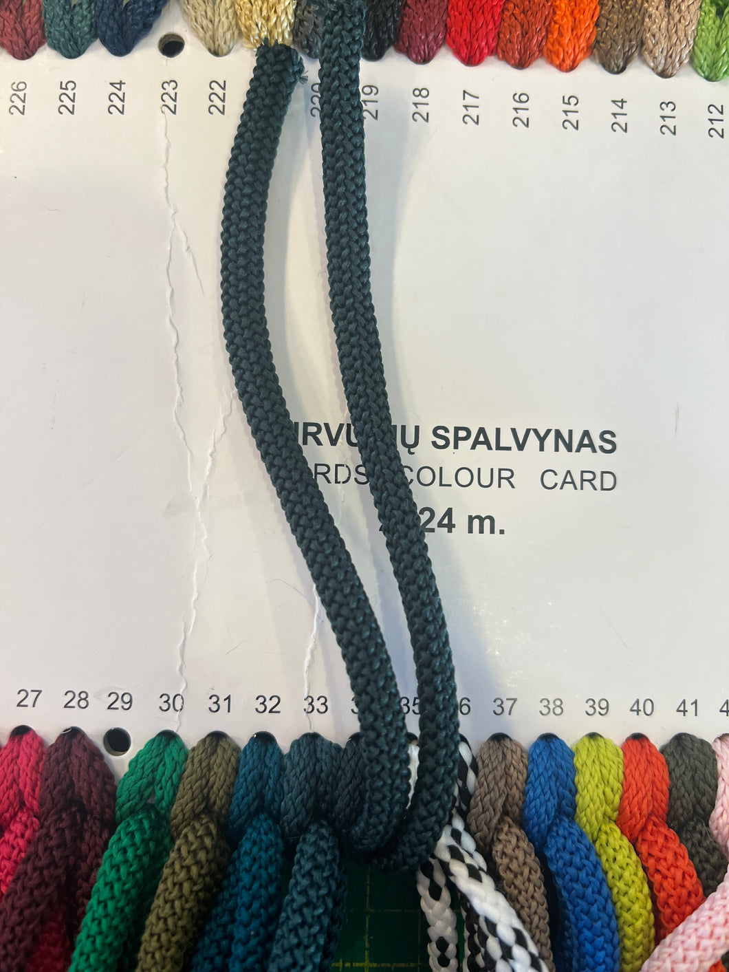 Hekletråd farge 34 5-6 mm