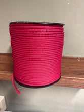 Last inn bildet i Galleri-visningsprogrammet, Hekletråd 5-6 mm farge 27
